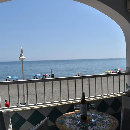 Casa Brisa Marina * アルガロボ・コスタ